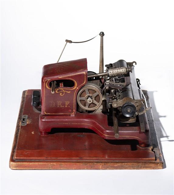 AEG米尼翁2號打字機藏品圖，第3張