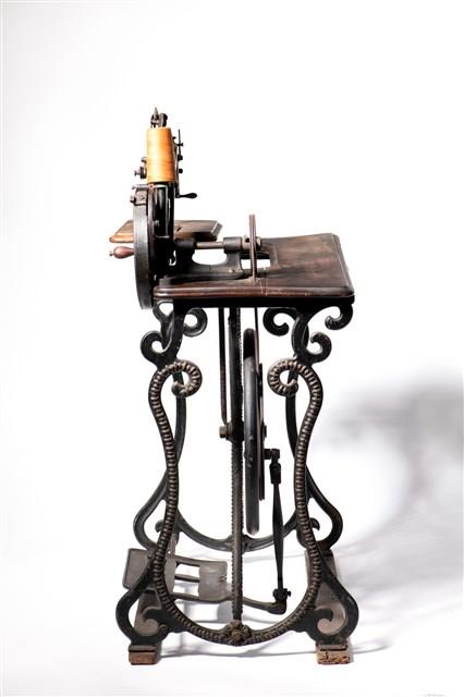 Bradbury Sewing Machine Collection Image, Figure 3, Total 13 Figures