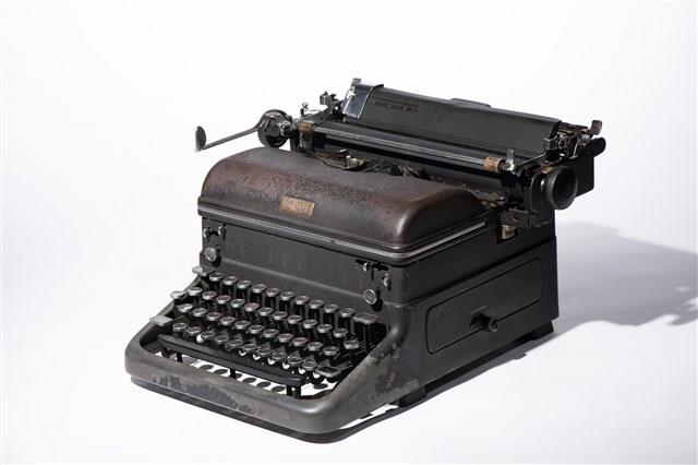 皇家神奇邊距打字機藏品圖，第7張