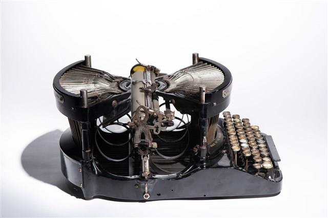 威廉斯6號打字機藏品圖，第8張