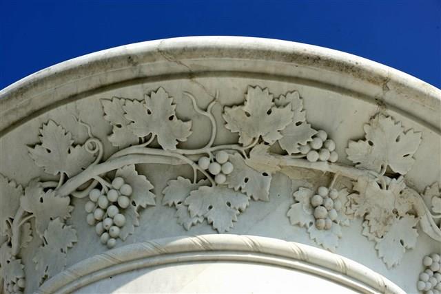A Pair of Large Carved White Marble Urns Collection Image, Figure 5, Total 5 Figures