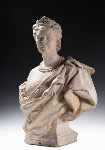 Bust of Princess Mathilde Collection Image, Figure 2, Total 11 Figures