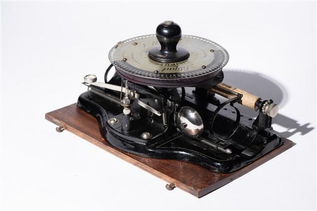 德意志小機械製造利利普A型打字機藏品圖，第2張