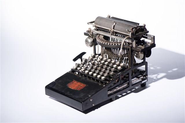 Caligraph No.1 Typewriter Collection Image, Figure 2, Total 14 Figures