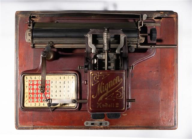 AEG米尼翁2號打字機藏品圖，第12張