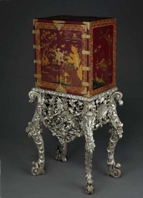 英國查理二世時期日式朱漆木櫃藏品圖，第7張