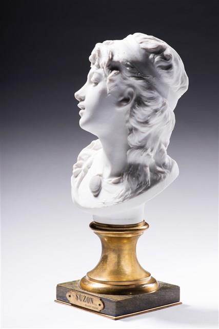 Bust of Suzon Collection Image, Figure 13, Total 15 Figures