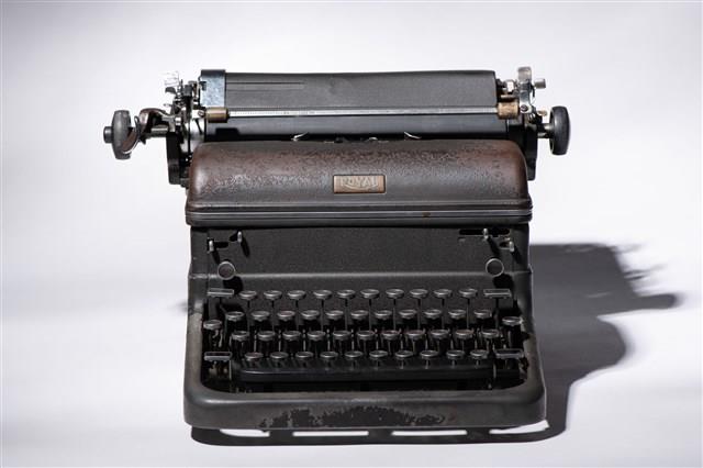 皇家神奇邊距打字機藏品圖，第3張