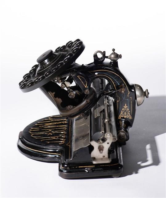 Lambert 2 Typewriter Collection Image, Figure 3, Total 15 Figures