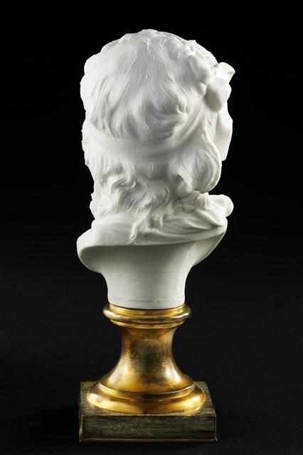 Bust of Suzon Collection Image, Figure 5, Total 15 Figures