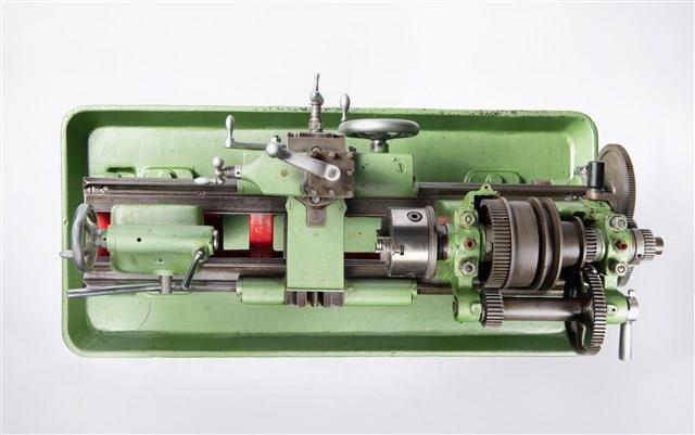 Lathe Collection Image, Figure 17, Total 21 Figures