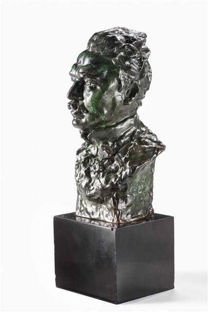 Bust of Henri Becque Collection Image, Figure 12, Total 18 Figures