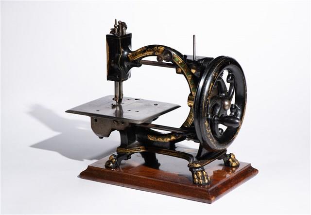 Royal Monarch Sewing Machine Collection Image, Figure 3, Total 11 Figures