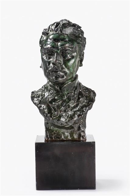 Bust of Henri Becque Collection Image, Figure 1, Total 18 Figures