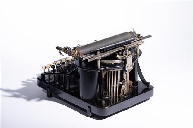 The New Yost Typewriter Collection Image, Figure 4, Total 14 Figures