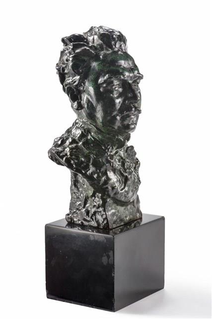 Bust of Henri Becque Collection Image, Figure 18, Total 18 Figures