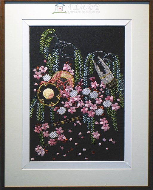 桜柳に笙（技法：日本刺繍）藏品圖，第1張