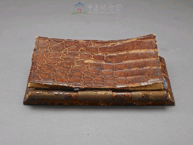 鱷魚皮記事簿(含紅藍鉛筆一支)藏品圖，第3張