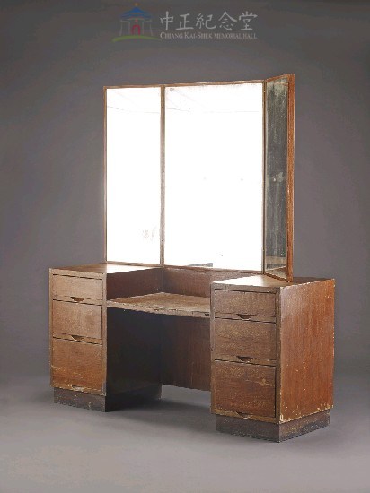 梳妝臺藏品圖，第3張