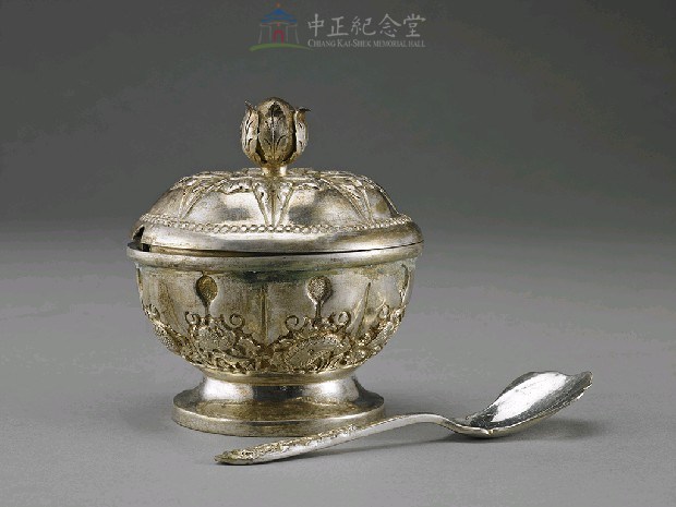 銀茶具(大湯匙、糖罐)藏品圖，第1張