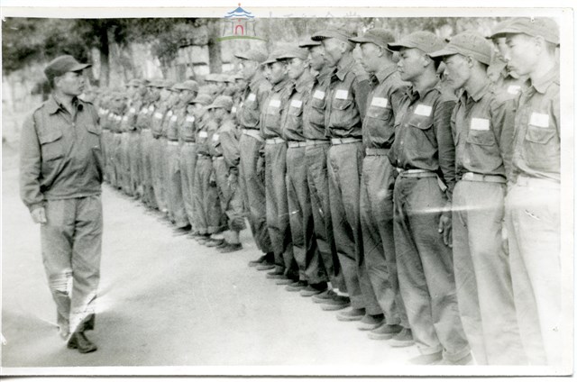 早期軍旅生活28：雲南人民反共志願軍接受檢閱藏品圖，第1張