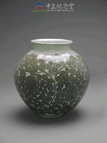 纏枝紋綠色瓷瓶藏品圖，第3張