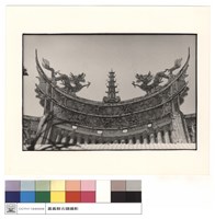 正殿上方雙龍托塔藏品圖，第1張