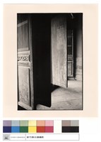 大廳內(內經外)藏品圖，第1張