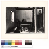 大殿右邊柱子藏品圖，第1張