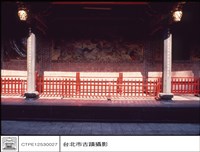 大殿左側藏品圖，第1張