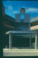 (幻燈片18)藏品圖，第1張