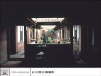右廂庭院藏品圖，第1張