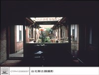 右廂庭院藏品圖，第1張