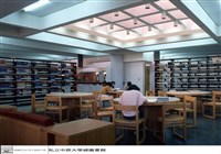 5F角落閱覽區藏品圖，第1張