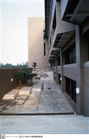 北側地下室庭院藏品圖，第1張