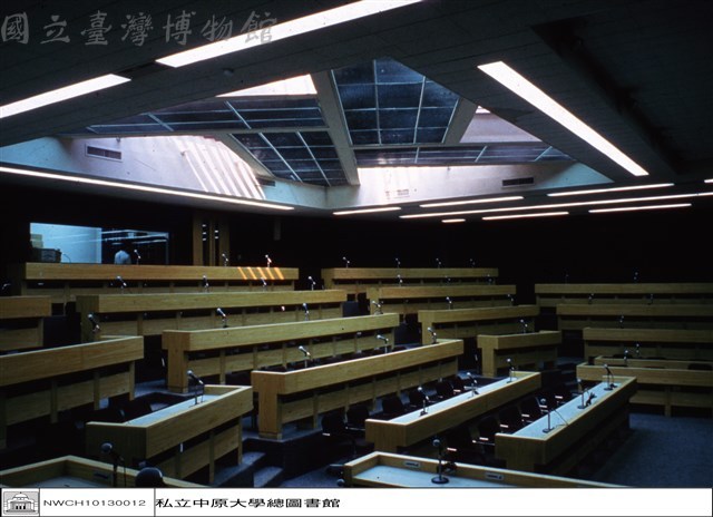 1F廣場入口藏品圖，第1張
