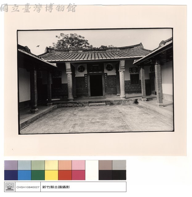 大廳正觀藏品圖，第1張