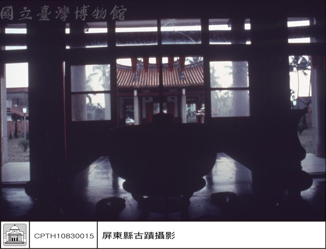 拜庭及大門藏品圖，第1張