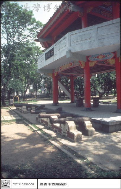 左側觀藏品圖，第1張
