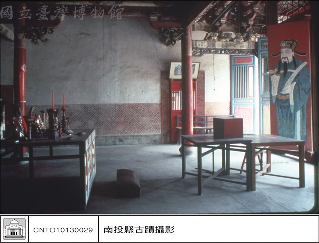 大殿左側藏品圖，第1張
