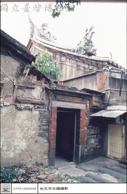 大殿背觀藏品圖，第1張