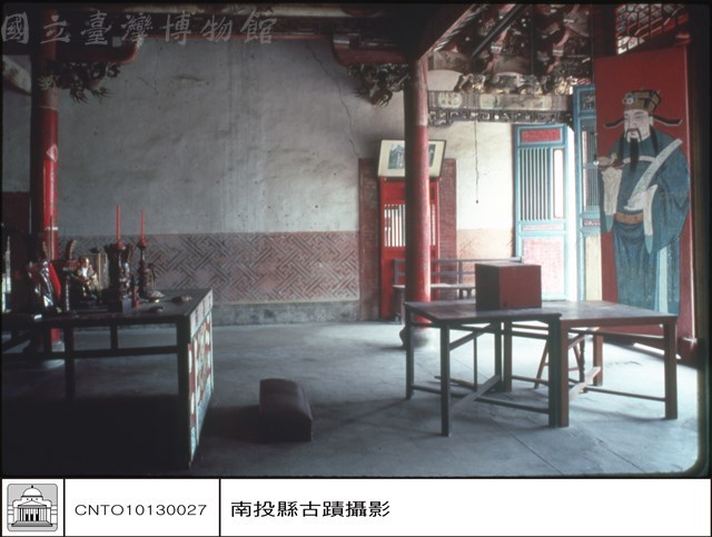 大殿左側藏品圖，第1張