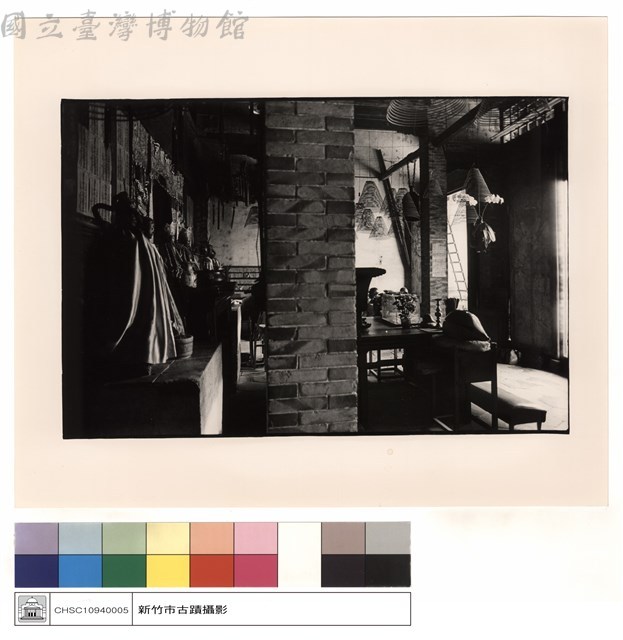 大廳右觀左藏品圖，第1張
