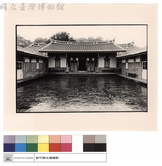 大廳全面藏品圖，第1張