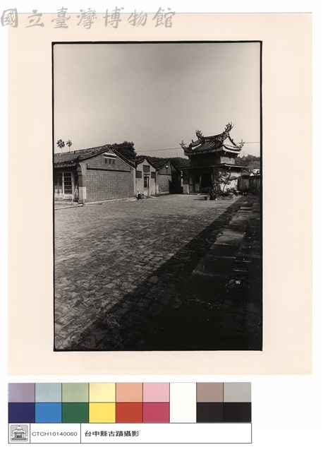 大廳左側藏品圖，第1張