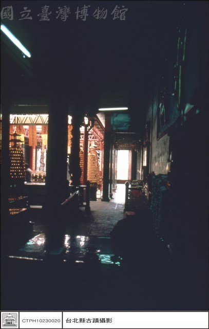 右迴廊觀外藏品圖，第1張