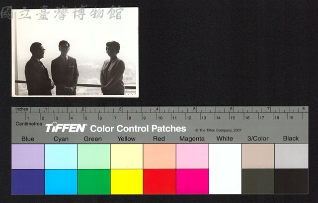 人物側拍藏品圖，第1張