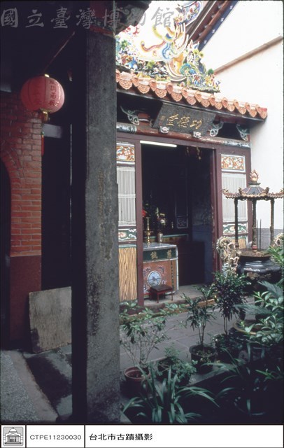 右廂藏品圖，第1張
