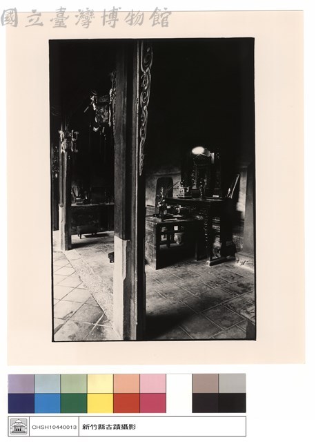 大殿拜庭右迴廊藏品圖，第1張