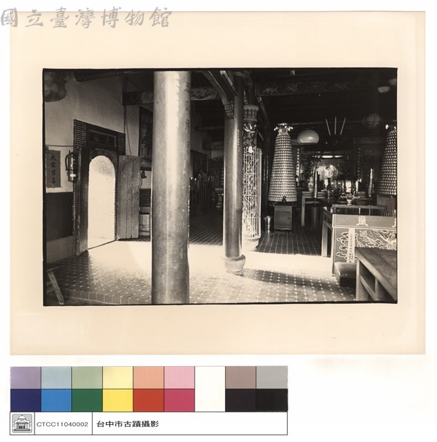 大廳及右小門藏品圖，第1張